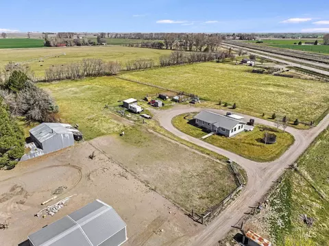 View/Area - 256 E 265 Ln N, Rupert, ID 83350 photo 1 of 13