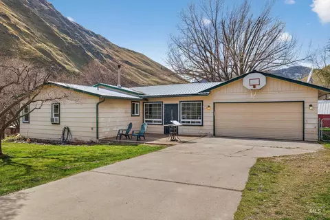 100 Park, Riggins, ID 83549