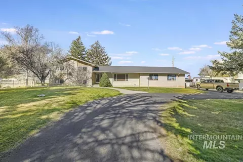 1532 Briarwood Ln, Twin Falls, ID 83301