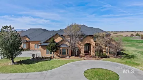 3797 Rustler Ln, Meridian, ID 83642