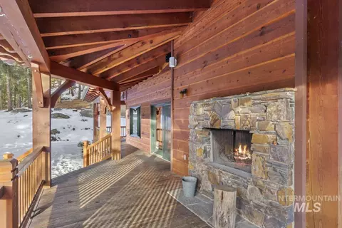 Exterior - 4 Chino Spur, Cascade, ID 83611 photo 9 of 10