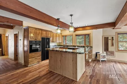 Kitchen - 4 Chino Spur, Cascade, ID 83611 photo 2 of 3