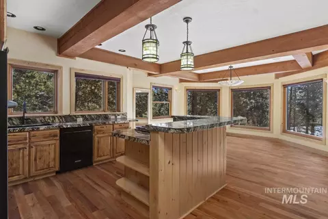 Kitchen - 4 Chino Spur, Cascade, ID 83611 photo 1 of 3