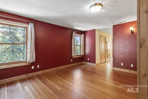 Bedroom - 4 Chino Spur, Cascade, ID 83611 photo 1 of 3