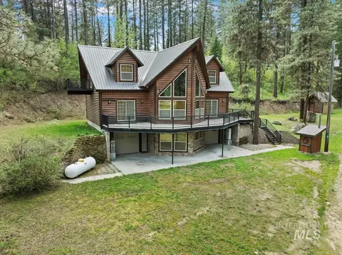 11 Forest Trl, Garden Valley, ID 83622