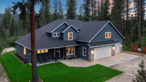 11 Crescent Cir, Idaho City, ID 83631
