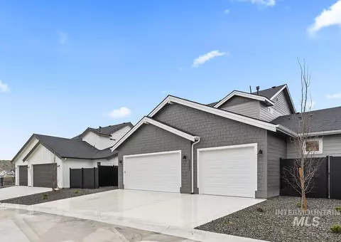 Exterior - 5957 W Domford Ln, Eagle, ID 83616 photo 6 of 7