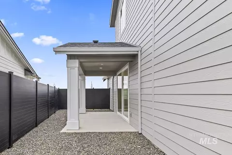 Exterior - 5957 W Domford Ln, Eagle, ID 83616 photo 5 of 7