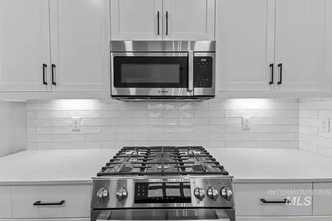 Kitchen - 5957 W Domford Ln, Eagle, ID 83616 photo 3 of 3