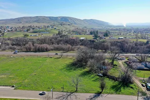 1170 E 6th, Weiser, ID 83672 photo 9