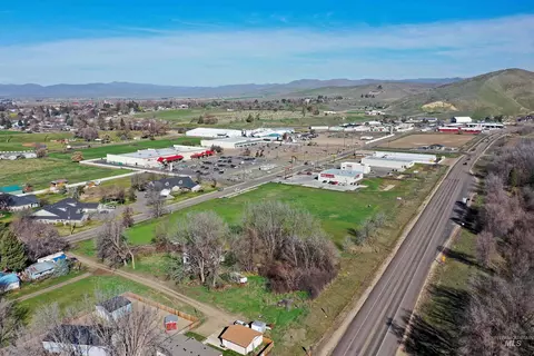 1170 E 6th, Weiser, ID 83672 photo 12