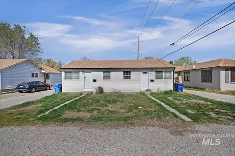 467 471 Borah Ave, Twin Falls, ID 83301