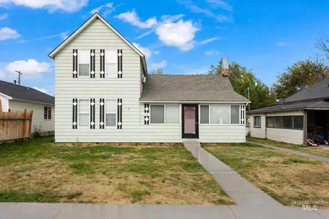 219 24th Ave S, Nampa, ID 83651