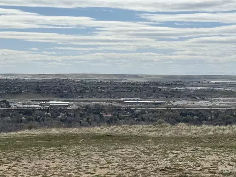3569 E Interstellar Ct, Boise, ID 83712