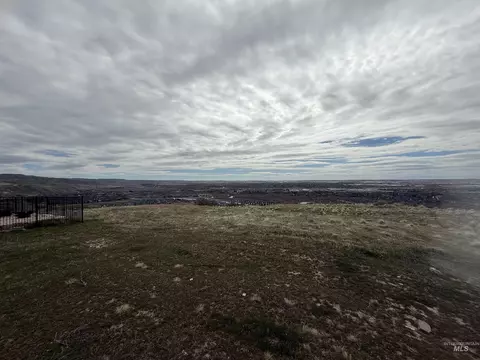 3569 E Interstellar Ct, Boise, ID 83712 photo 6