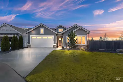 3581 E Kalinga Ln, Meridian, ID 83642