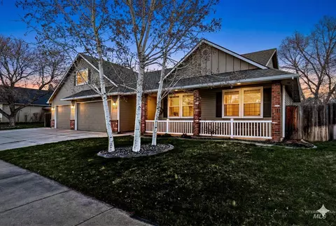 3120 S Gold Bar Ave, Meridian, ID 83642