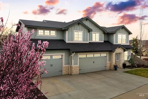 463 E Sicily Dr, Meridian, ID 83642