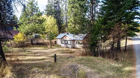717 Spruce, Mccall, ID 83638