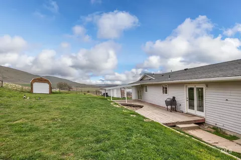 Exterior - 1492 Weiser River Rd, Weiser, ID 83672 photo 2 of 14