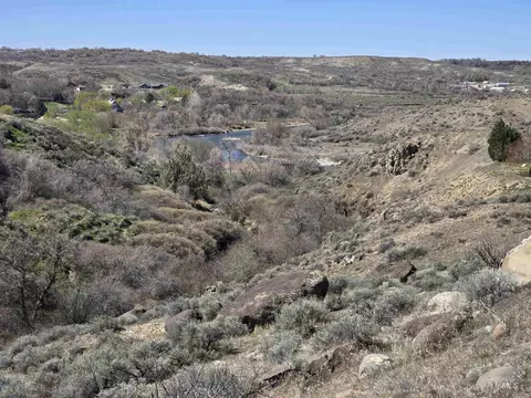 1253 Kanaka Rapids Rd, Buhl, ID 83316