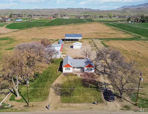 350 E Central Rd, Emmett, ID 83617 photo 3