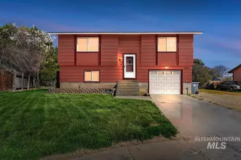 2811 Apollo Pl, Caldwell, ID 83605