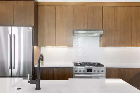 Kitchen - 55 E State St #201, Eagle, ID 83616 photo 3 of 4