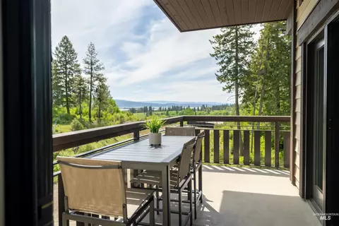 780 Village #312, Donnelly, ID 83615