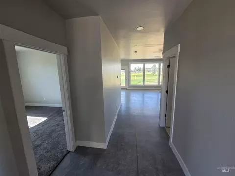 Entry Way - 40 Lakeside Loop, Burley, ID 83318 photo 1 of 1