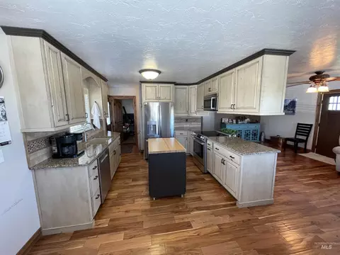 Kitchen - 2155 E 1775 S, Gooding, ID 83330 photo 1 of 1