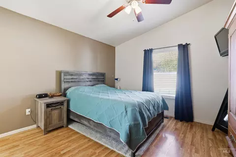 Bedroom - 1008 S Date St, Jerome, ID 83338 photo 3 of 4