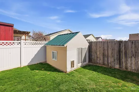 Exterior - 1008 S Date St, Jerome, ID 83338 photo 5 of 5