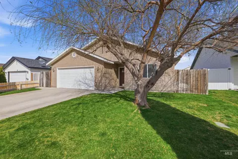 Exterior - 1008 S Date St, Jerome, ID 83338 photo 2 of 5
