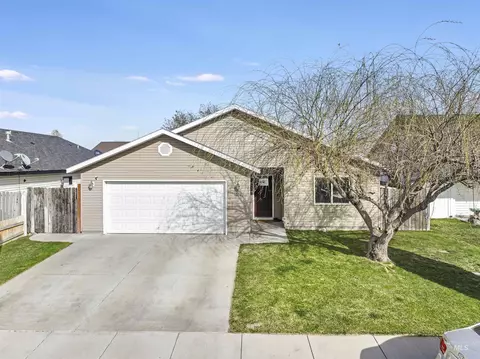 Exterior - 1008 S Date St, Jerome, ID 83338 photo 1 of 5