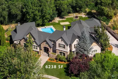 1450 E Covey Run Ct, Eagle, ID 83616