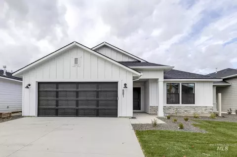 5298 E Phelps Lake Dr, Nampa, ID 83687