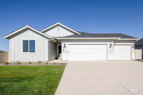 3607 E Jamestown Dr, Nampa, ID 83686