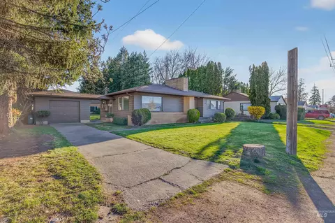 712 Bryden Ave, Lewiston, ID 83501