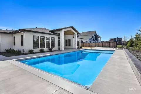 Exterior - 7906 W Heugh Ln, Eagle, ID 83616 photo 7 of 7