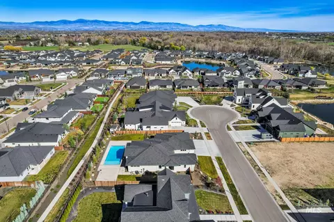 View/Area - 7906 W Heugh Ln, Eagle, ID 83616 photo 1 of 2