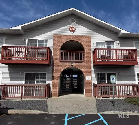 1459 Northwood #102, Moscow, ID 83843