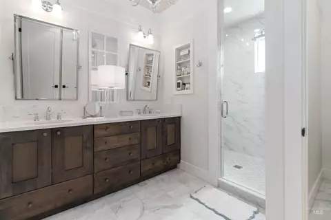 Bath - 3193 S Sedgebrook Ln, Eagle, ID 83616 photo 2 of 5