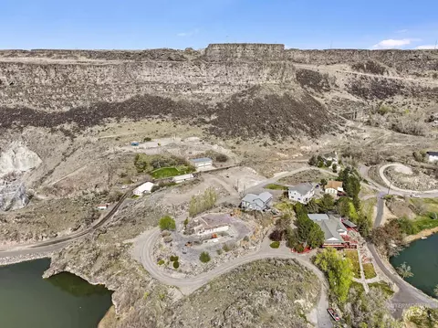 738 727 Falls View Dr, Twin Falls, ID 83301