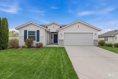91 W Screech Owl Dr, Kuna, ID 83634