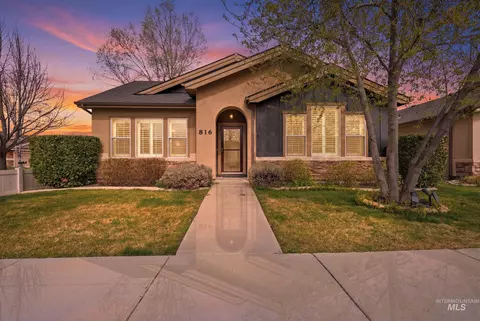 816 E Tallinn St, Meridian, ID 83646