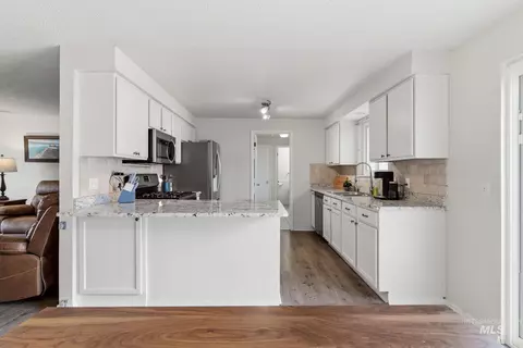 Kitchen - 598 Easy St, Kuna, ID 83634 photo 1 of 8