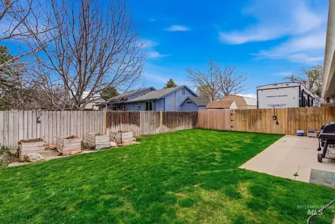 Exterior - 598 Easy St, Kuna, ID 83634 photo 9 of 14