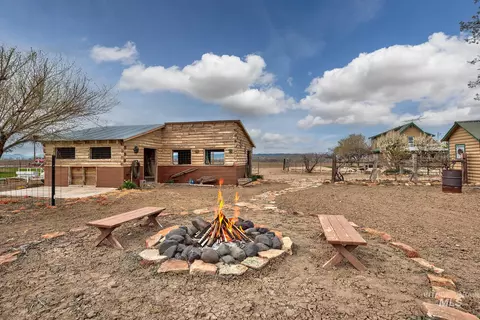 Exterior - 1363 Ross Rd, Weiser, ID 83672 photo 7 of 19