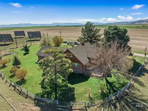 Exterior - 3154 N 4750 E, Murtaugh, ID 83344 photo 6 of 8